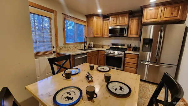 $849,900 | 2282 Blitzen Road, South Lake Tahoe, CA 96150