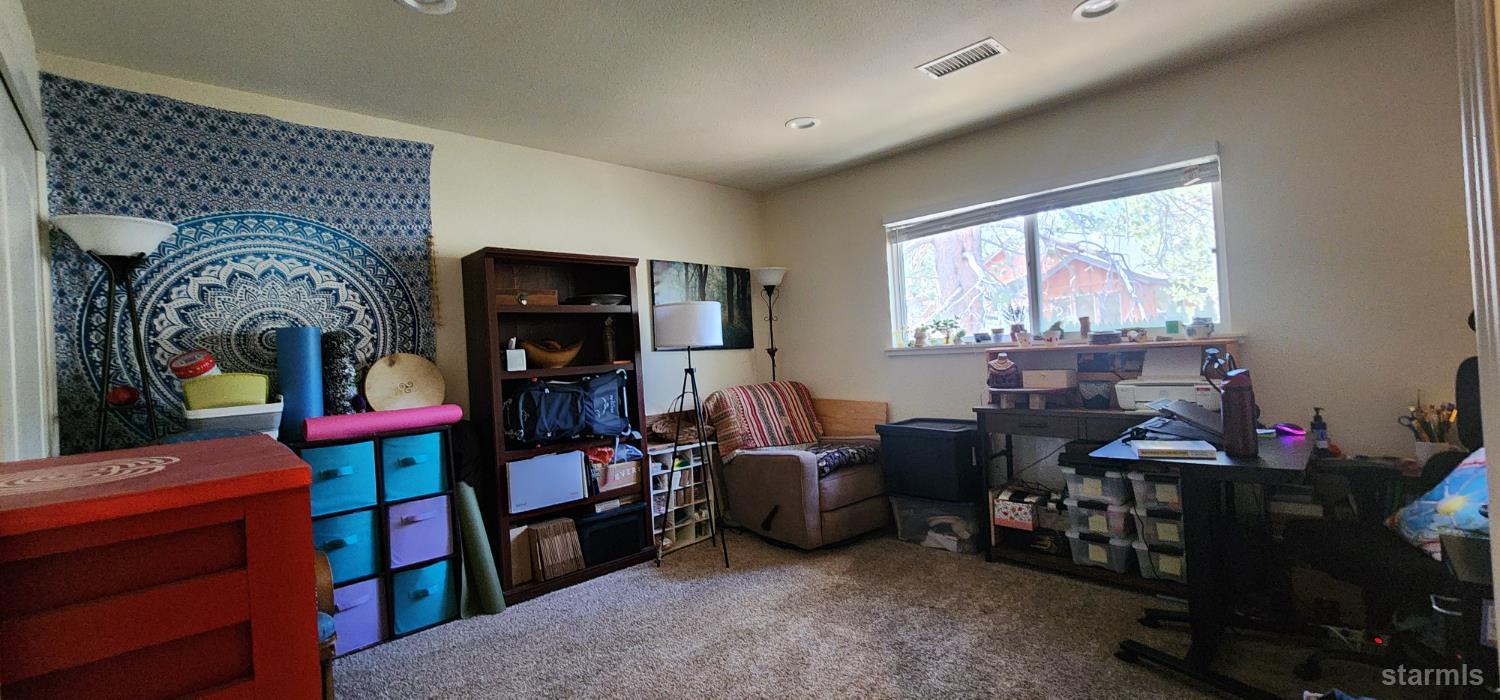 2282 Blitzen Road South Lake Tahoe, CA 96150 - Photo 34 of 40