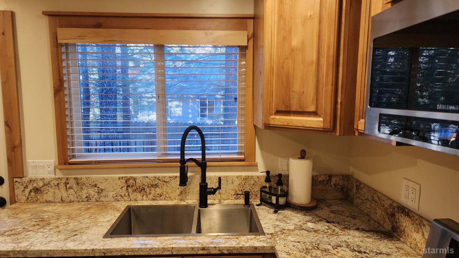 2282 Blitzen Road South Lake Tahoe, CA 96150 - Photo 6 of 40