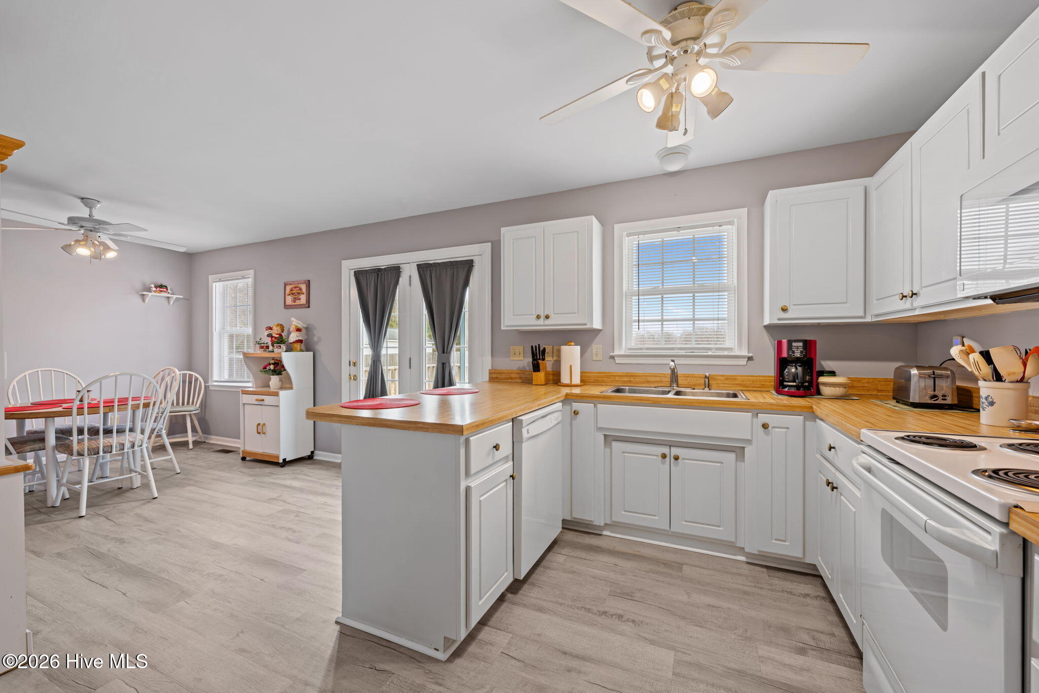 224 Stony Branch Road New Bern, NC 28562 - Photo 18 of 38 26-web-or-mls-DSC_1821