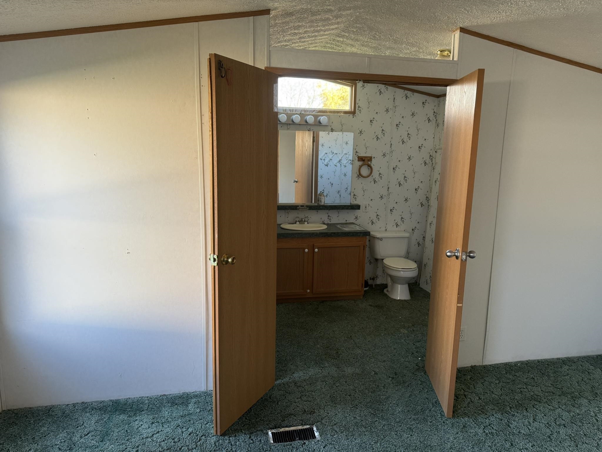 76 Wauona Portage, WI 53901 - Photo 10 of 16