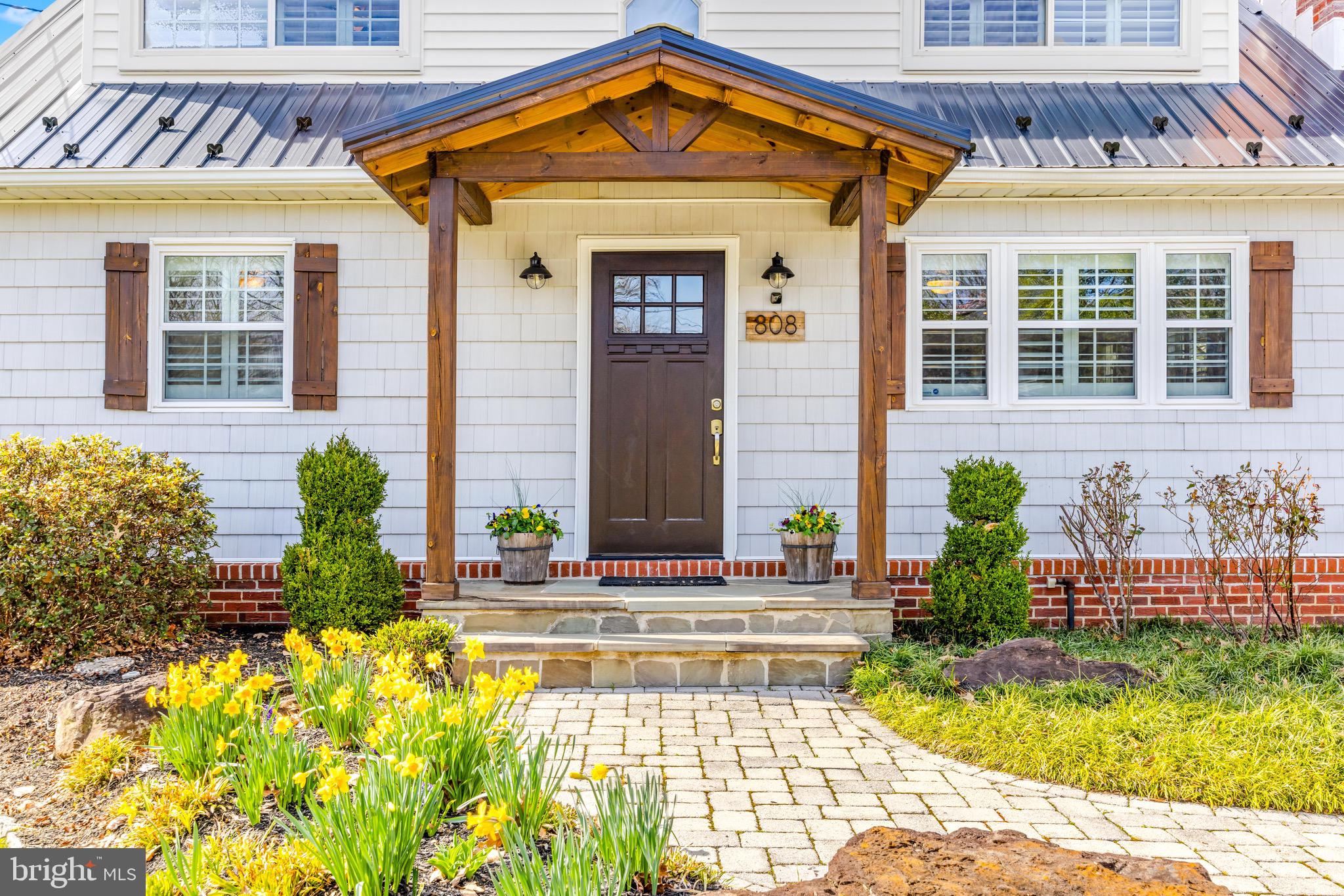 808 Maple Road Severna Park, MD 21146 - Photo 3 of 69