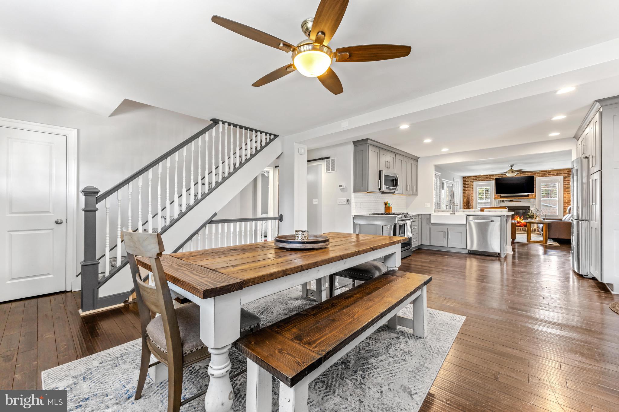 808 Maple Road Severna Park, MD 21146 - Photo 4 of 69