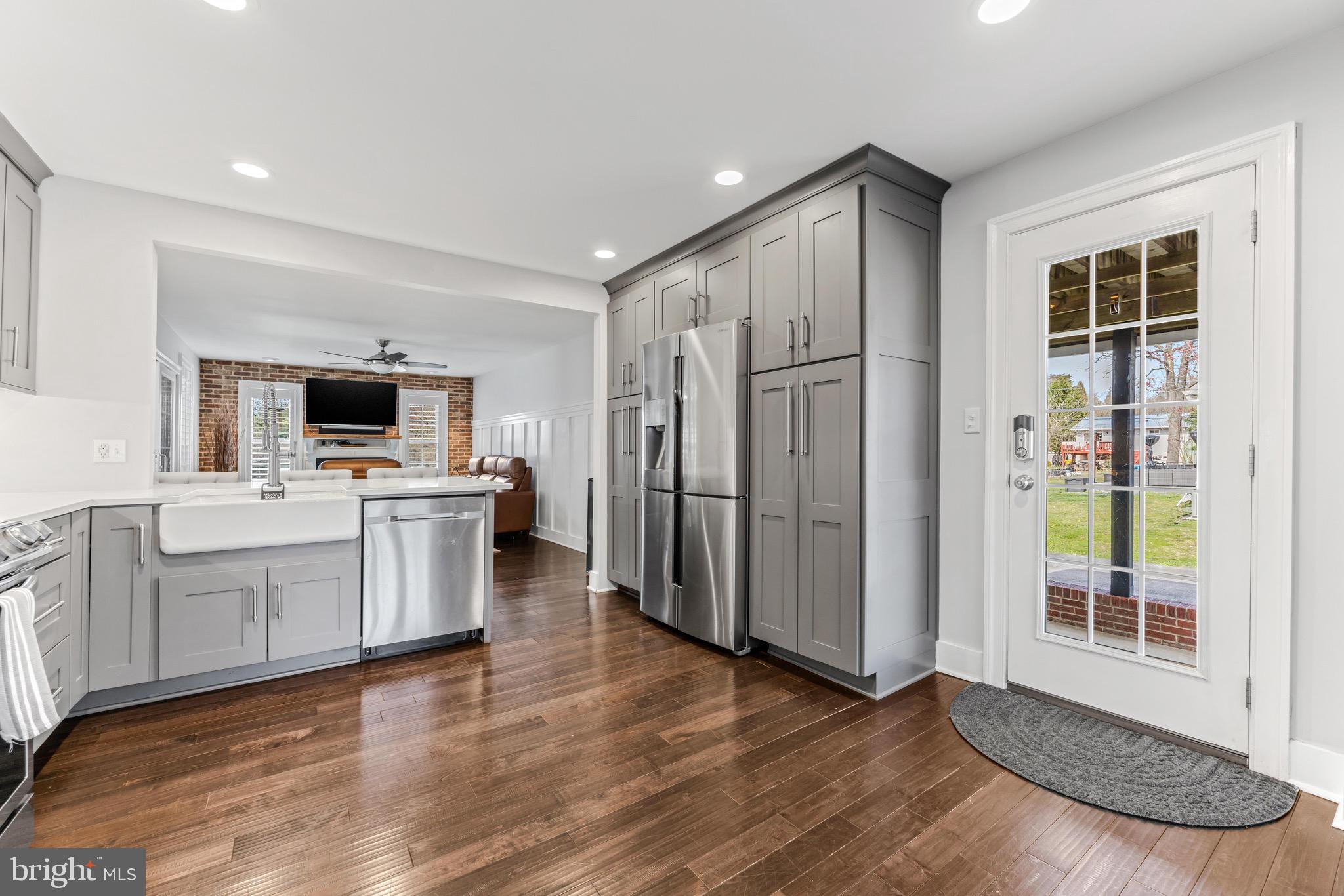 808 Maple Road Severna Park, MD 21146 - Photo 9 of 69