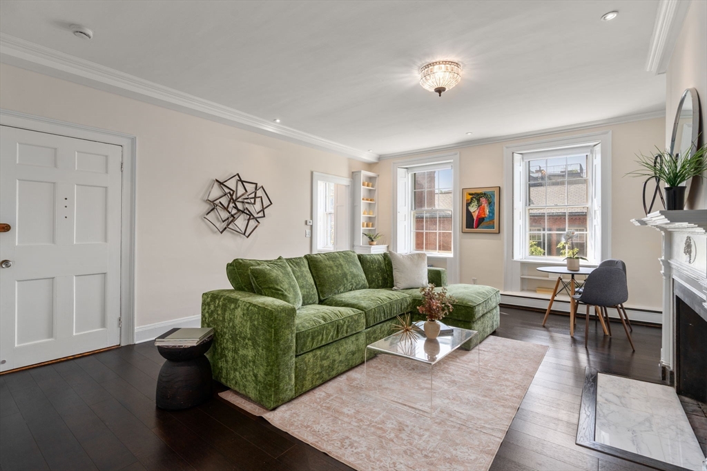 1 Chestnut Street, Unit 3B Boston, MA 02108 - Photo 3 of 20