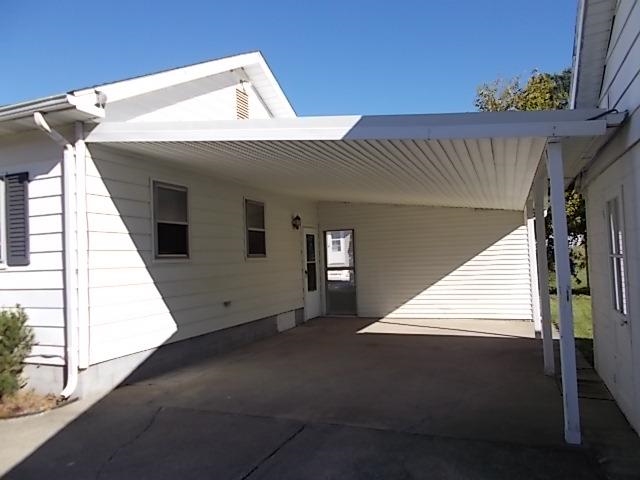 808 Front Street Washington, IN 47501 - Photo 3 of 6 Gallery Image 3