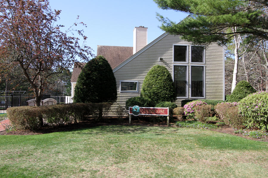 126 Shellback Way Mashpee, MA 02649 - Photo 5 of 19 IMG_6385