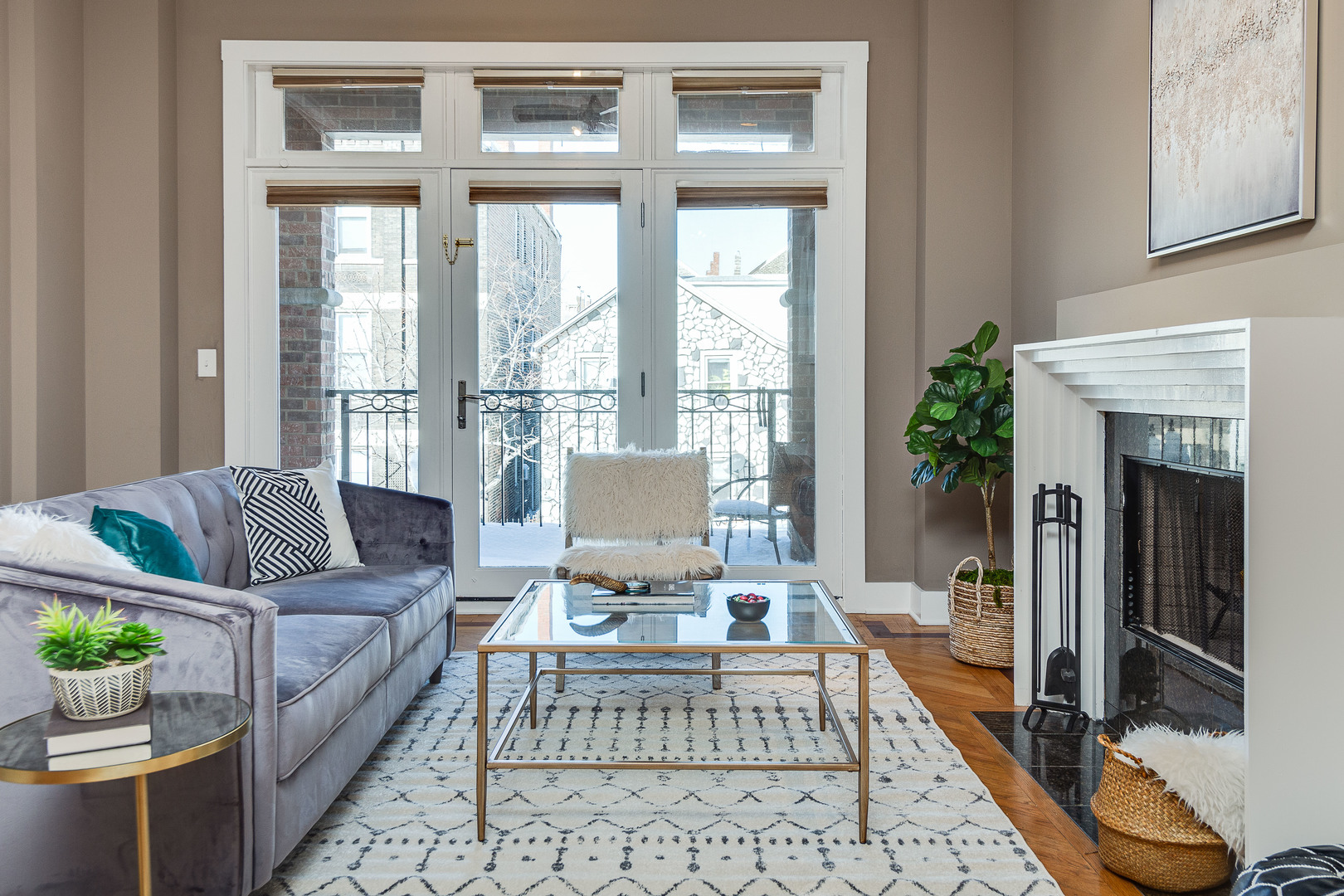 1533 West 18th Place, Unit 2E Chicago, IL 60608 - Photo 2 of 14