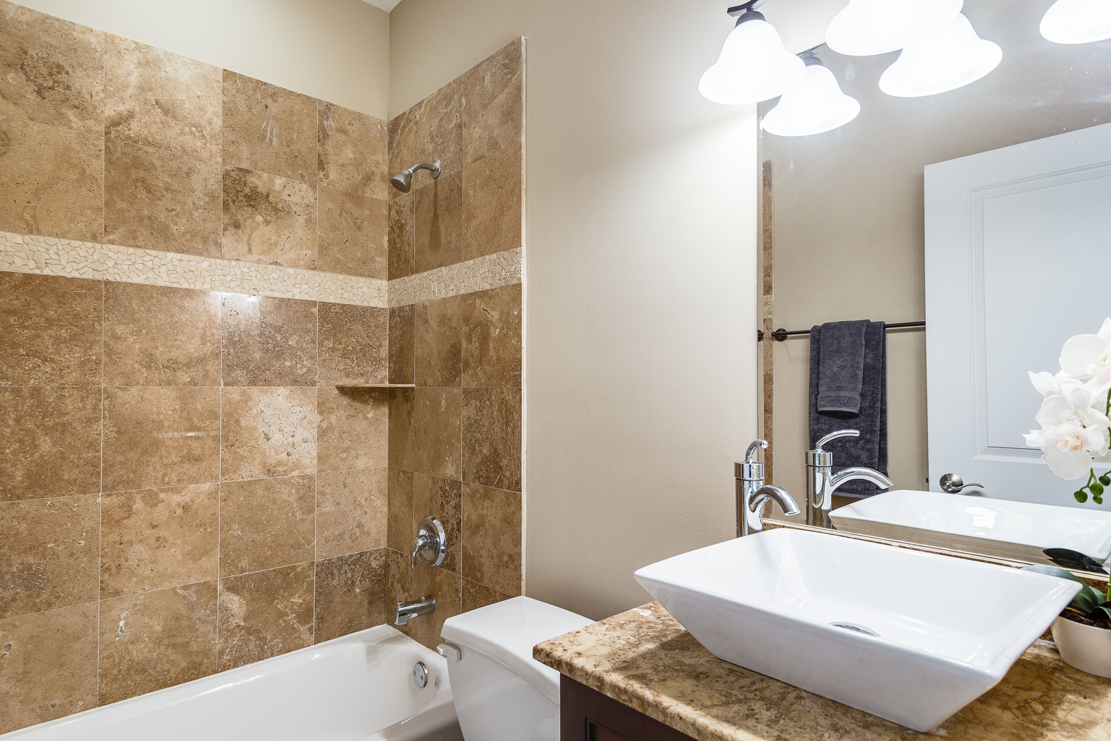 1533 West 18th Place, Unit 2E Chicago, IL 60608 - Photo 11 of 14