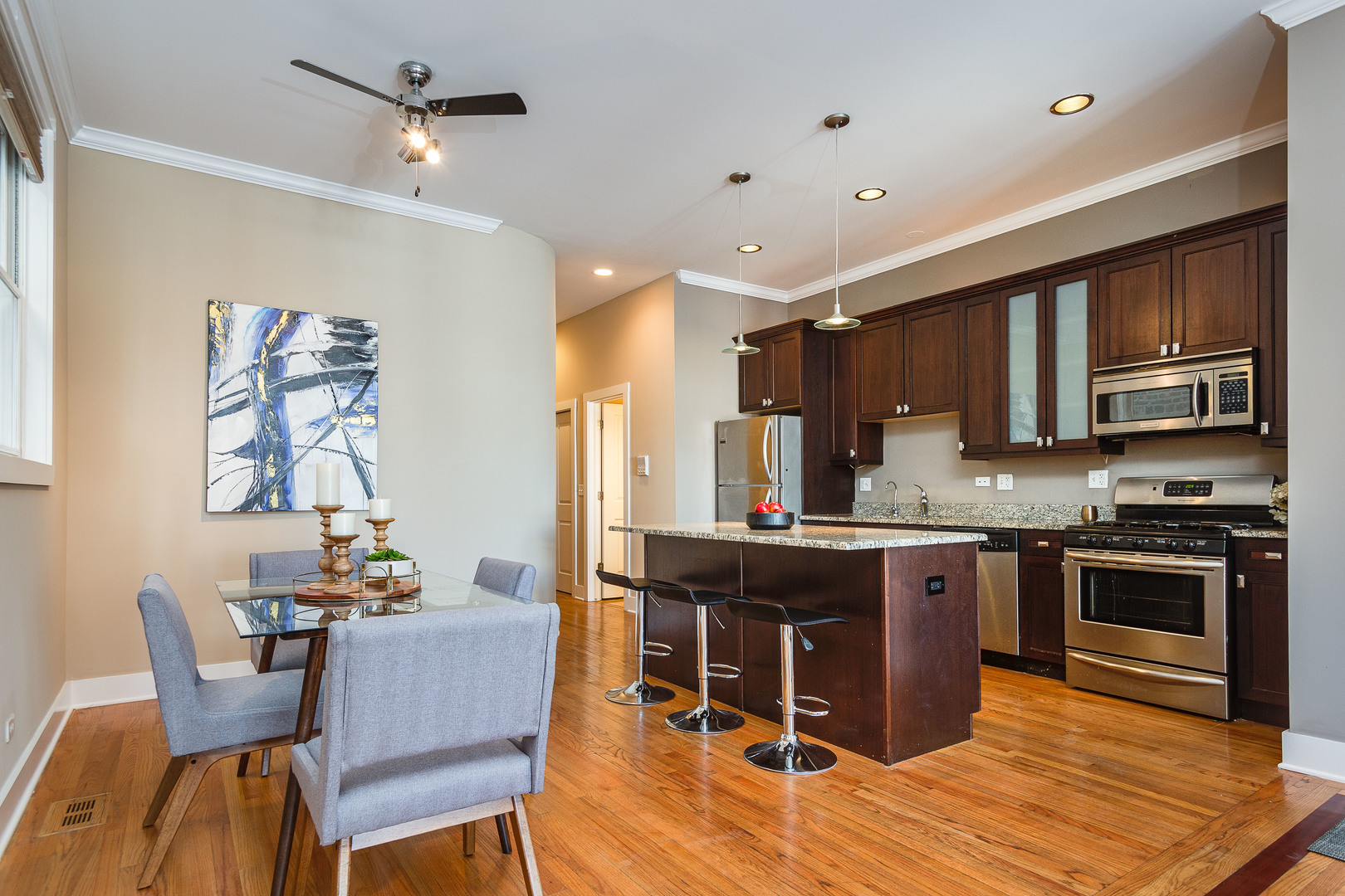1533 West 18th Place, Unit 2E Chicago, IL 60608 - Photo 4 of 14