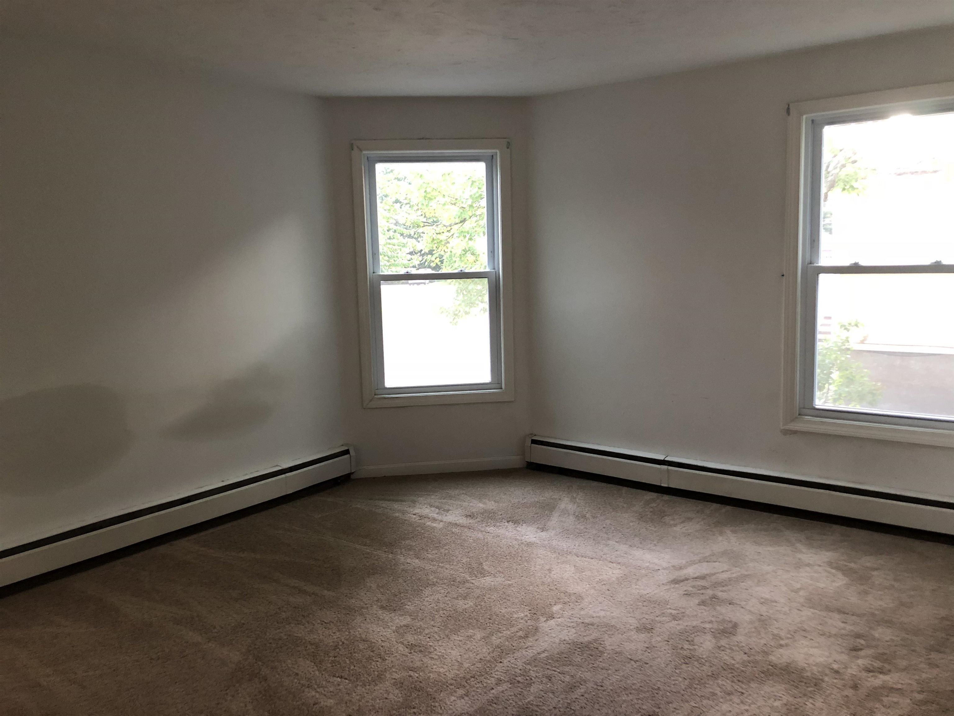 345 Mast Road Manchester, NH 03102 - Photo 24 of 40