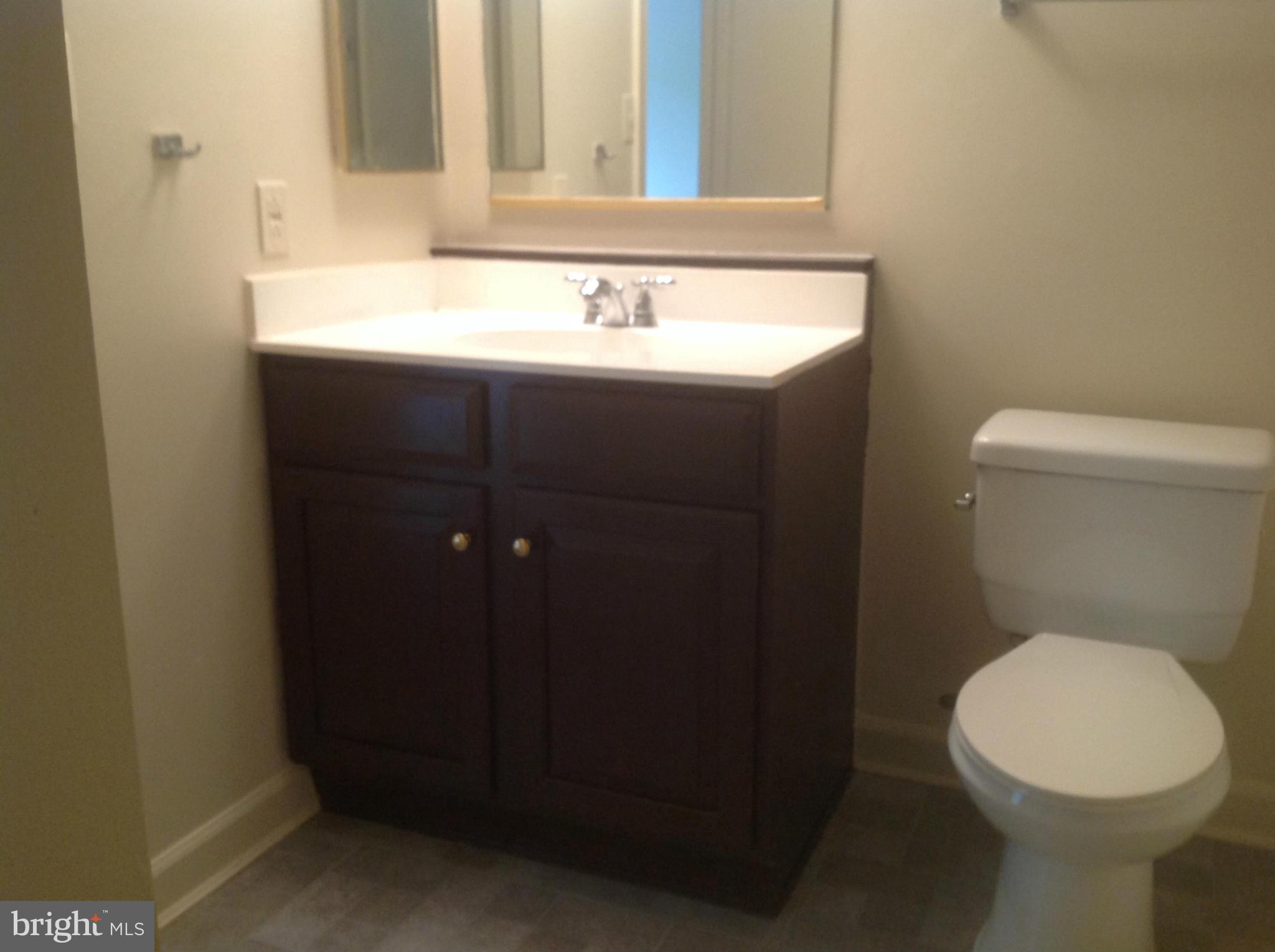 10530 Apple Ridge Road Gaithersburg, MD 20886 - Photo 15 of 17 Bedroom (Master)
