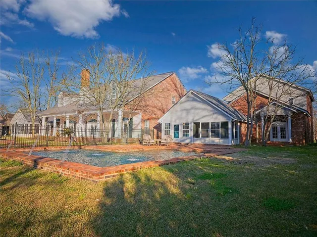 $1,135,000 | 164 Melrose Bend Boulevard, Natchez, LA 71456