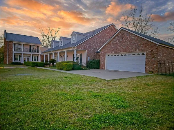 $1,135,000 | 164 Melrose Bend Boulevard, Natchez, LA 71456