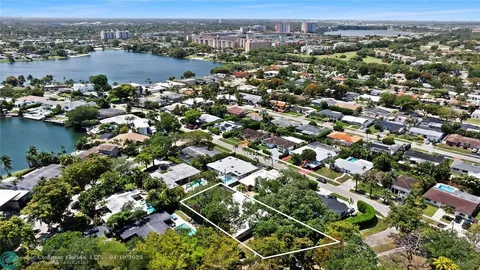 $990,000 | 1950 Northeast 195th Drive, North Miami Beach, FL 33179