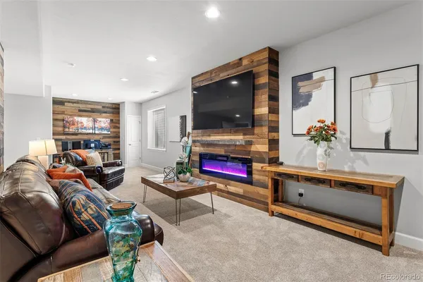 $990,000 | 11887 Discovery Circle, Parker, CO 80138
