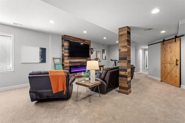 $990,000 | 11887 Discovery Circle, Parker, CO 80138