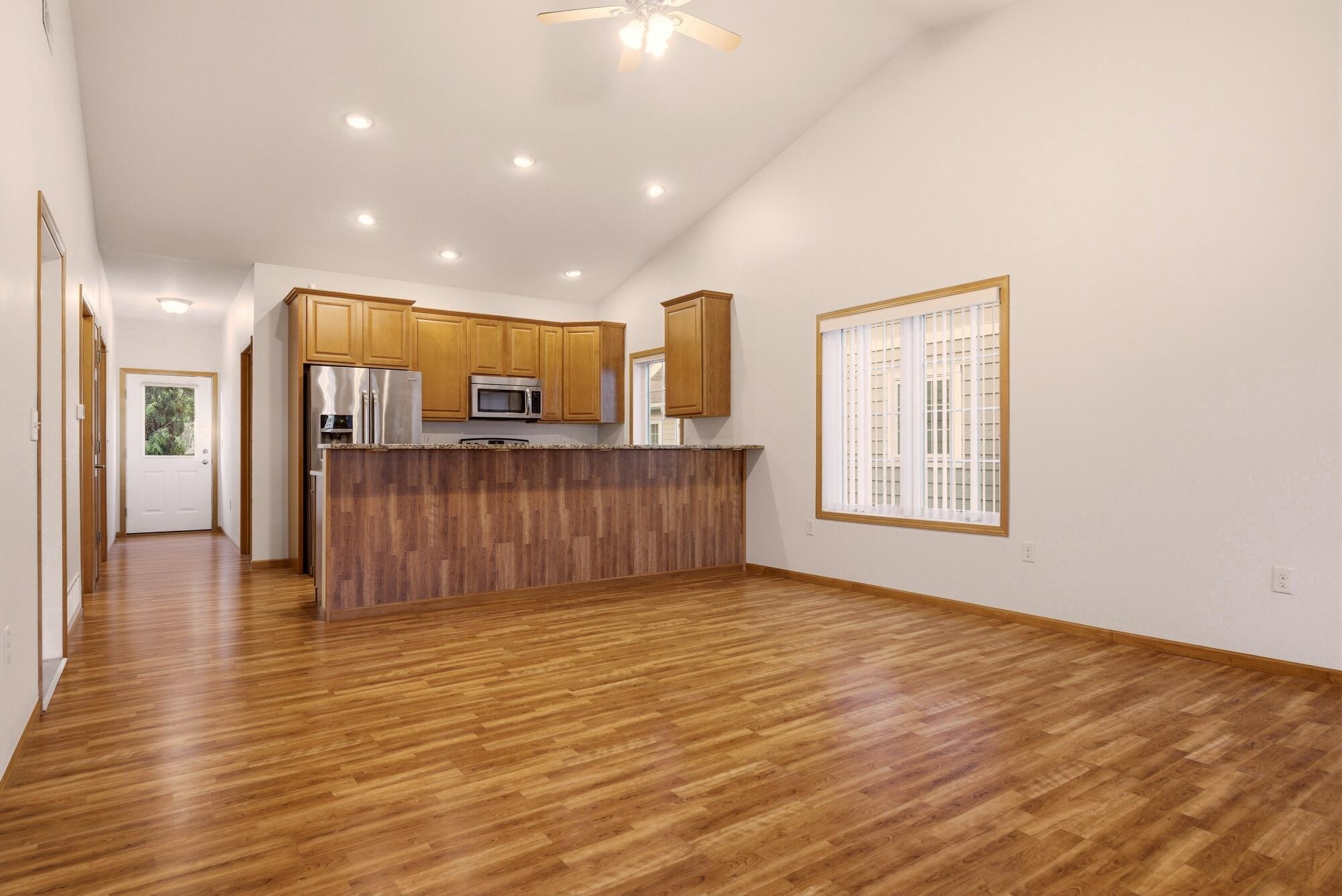 1321 Barson Place, Unit 50 Onalaska, WI 54650 - Photo 7 of 20 8_008_dsc04654