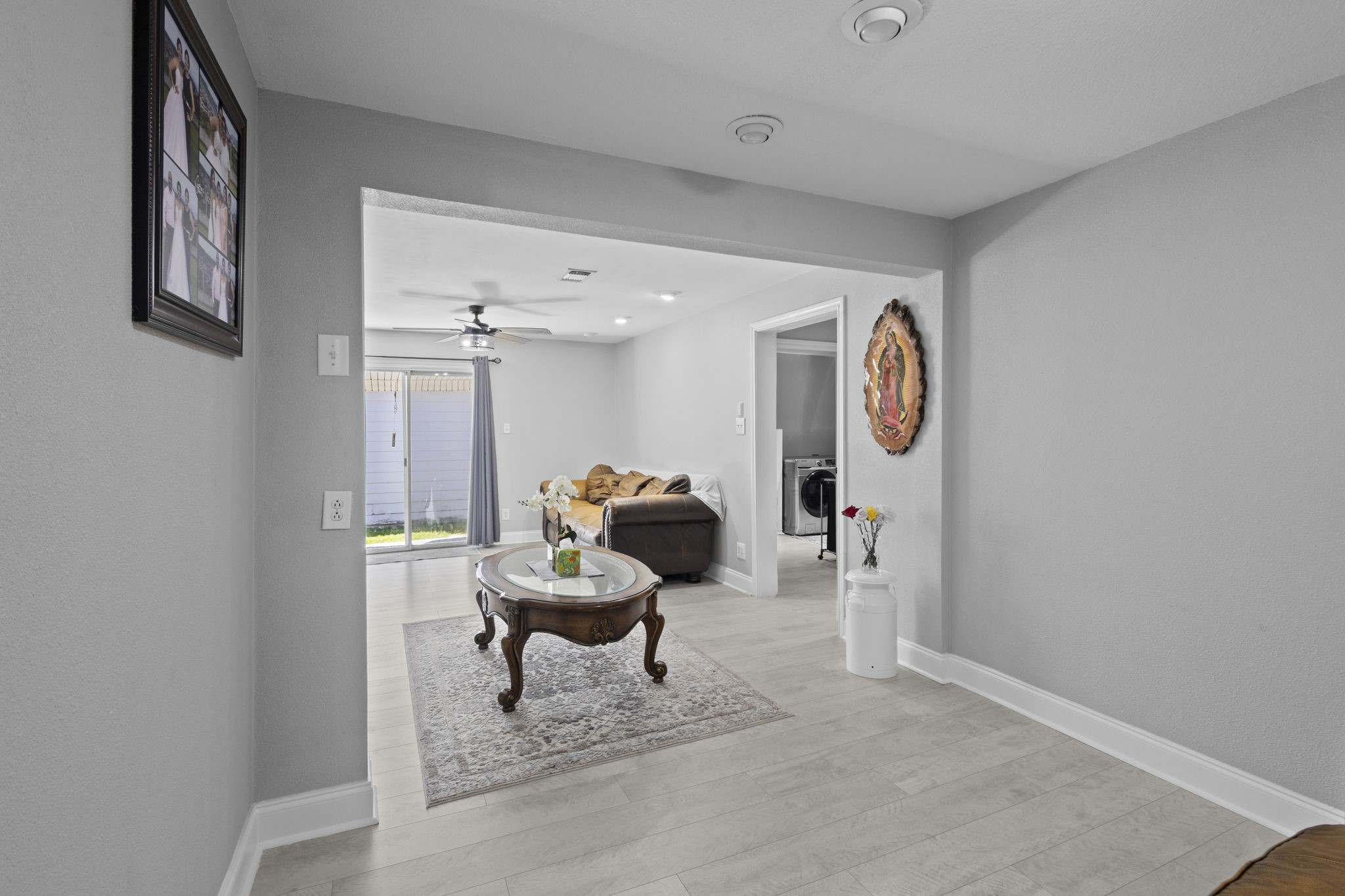 1006 Montgomery Street Port Neches, TX 77651 - Photo 16 of 29 a living room with furniture