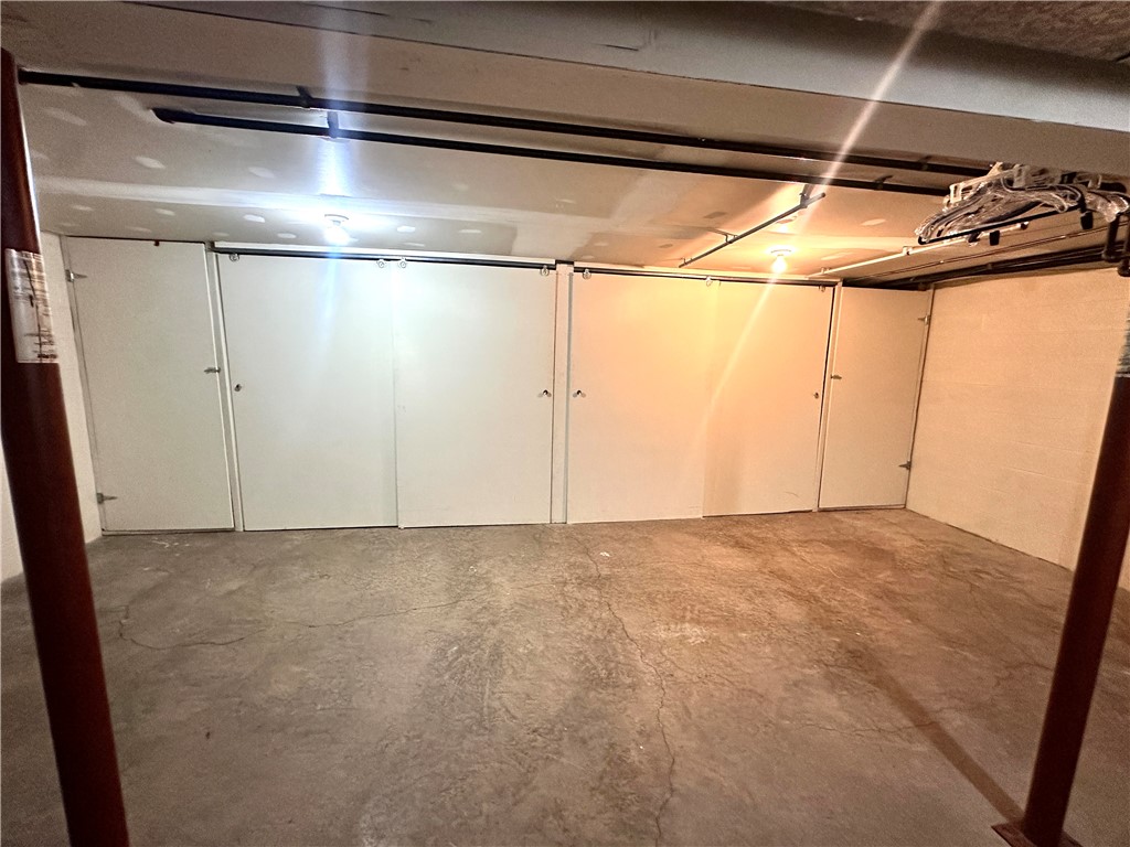 4745 Chestnut Ridge Road, Unit 8 Amherst, NY 14228 - Photo 21 of 26 Basement