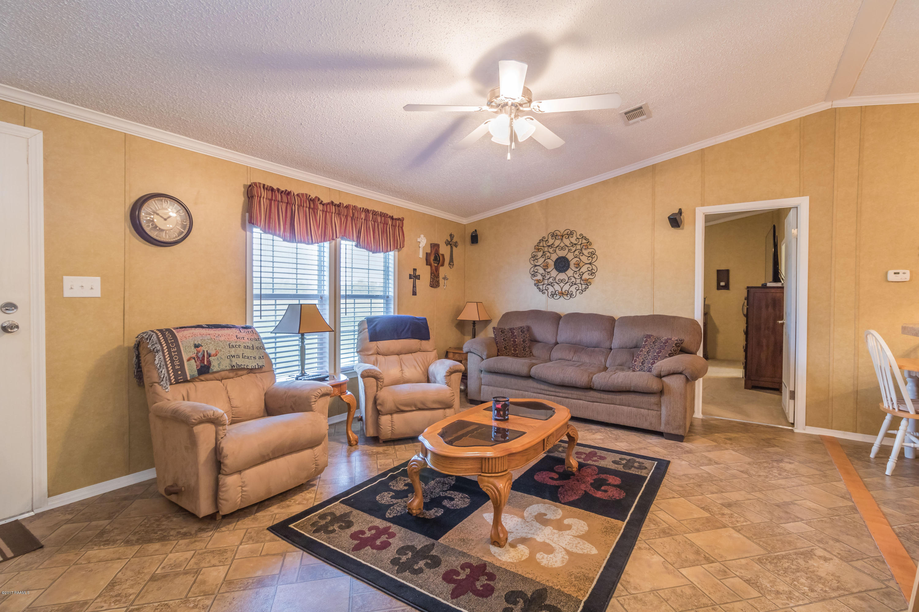 302 Lecompte Road Scott, LA 70583 - Photo 8 of 37 302Lecompte-20