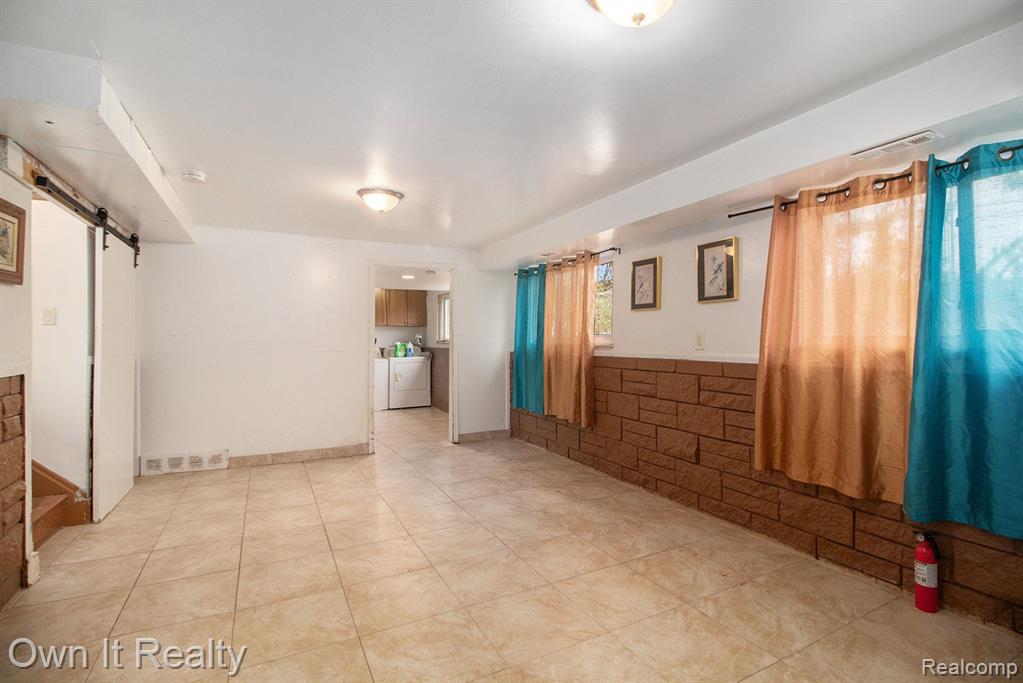 29014 York Street Inkster, MI 48141 - Photo 23 of 29 Gallery Image 23