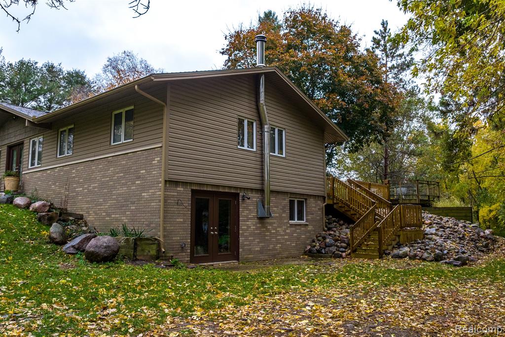 11374 Clyde Road Fenton, MI 48430 - Photo 27 of 30
