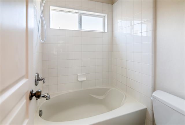 848 Almond Road San Marcos, CA 92078 - Photo 13 of 19 Gallery Image 13