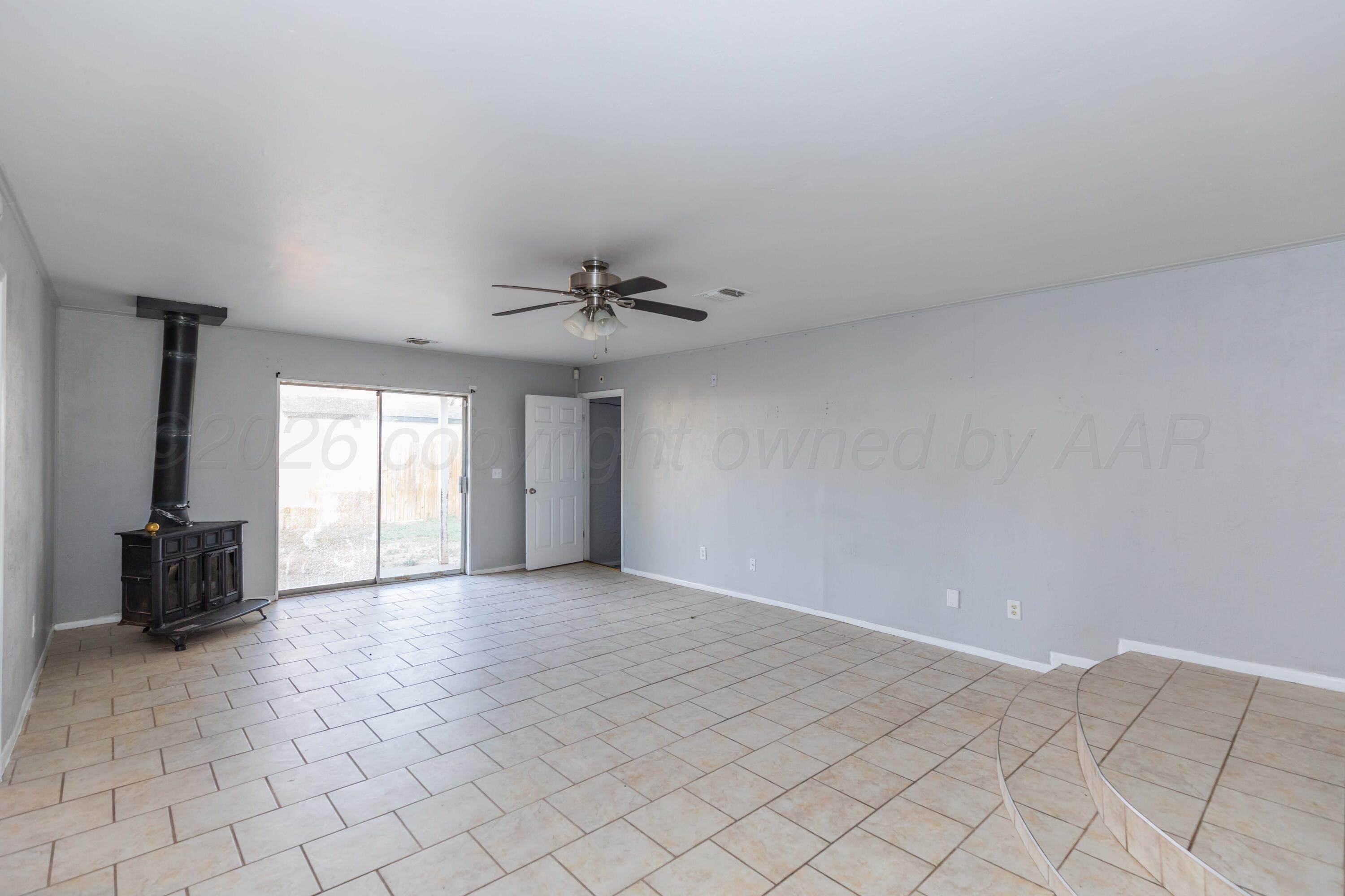 4110 South Lipscomb Street Amarillo, TX 79110 - Photo 14 of 38 DEN VIEW 3