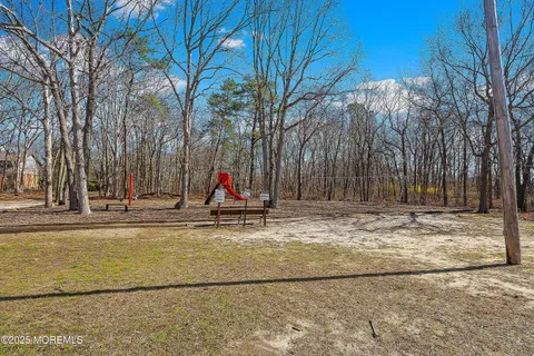 $335,000 | 576 Labanna Court, Brick, NJ 08724