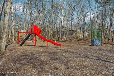 $335,000 | 576 Labanna Court, Brick, NJ 08724