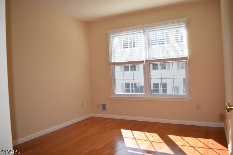 250 Potomac Drive Bernards, NJ 07920 - Photo 15 of 22 an empty room with a window