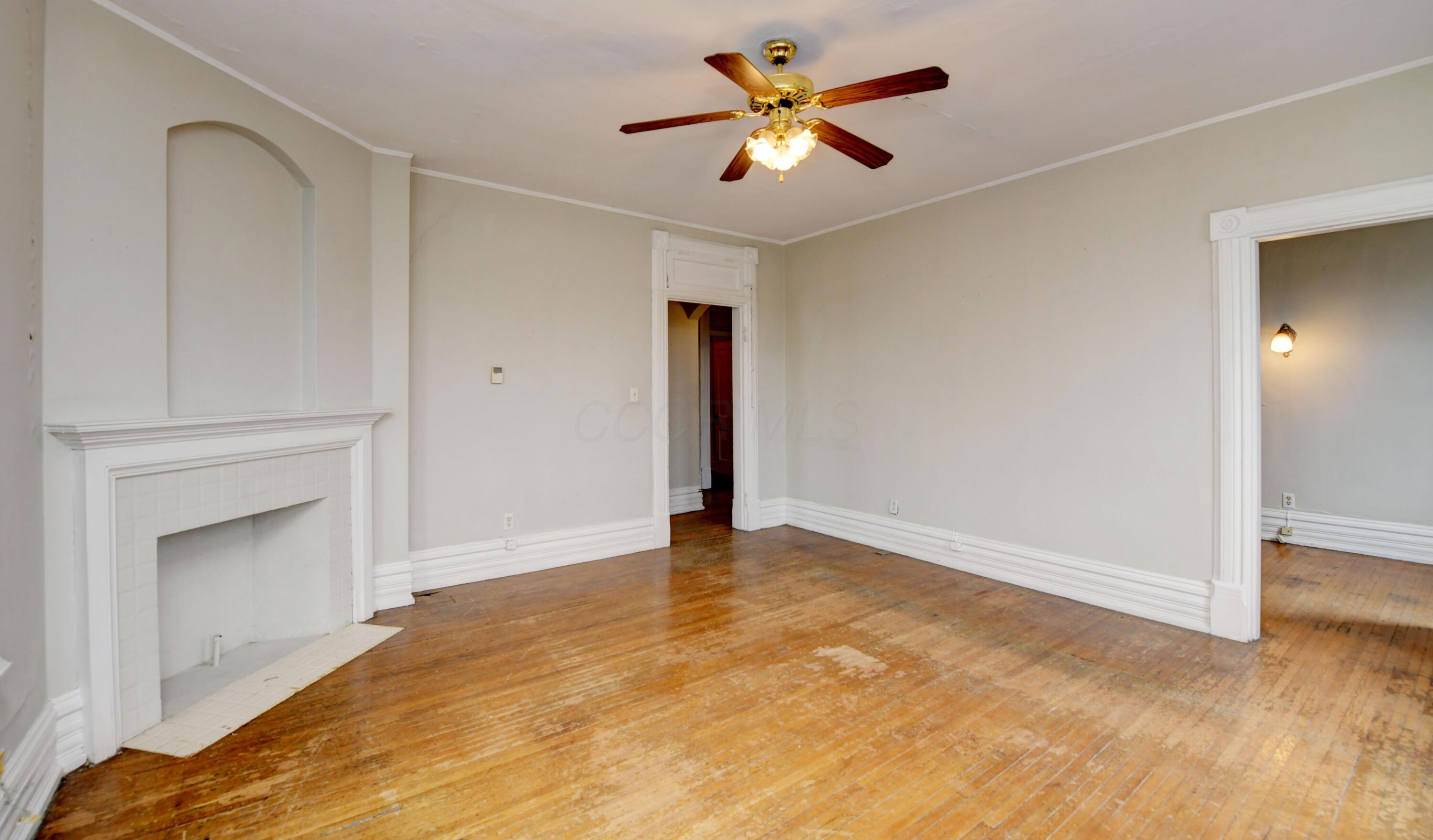 1422 Bryden Road Columbus, OH 43205 - Photo 28 of 63 Second Floor Unit- Living Space (3)