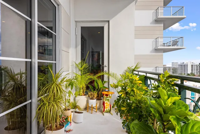 a view of outdoor space and porch