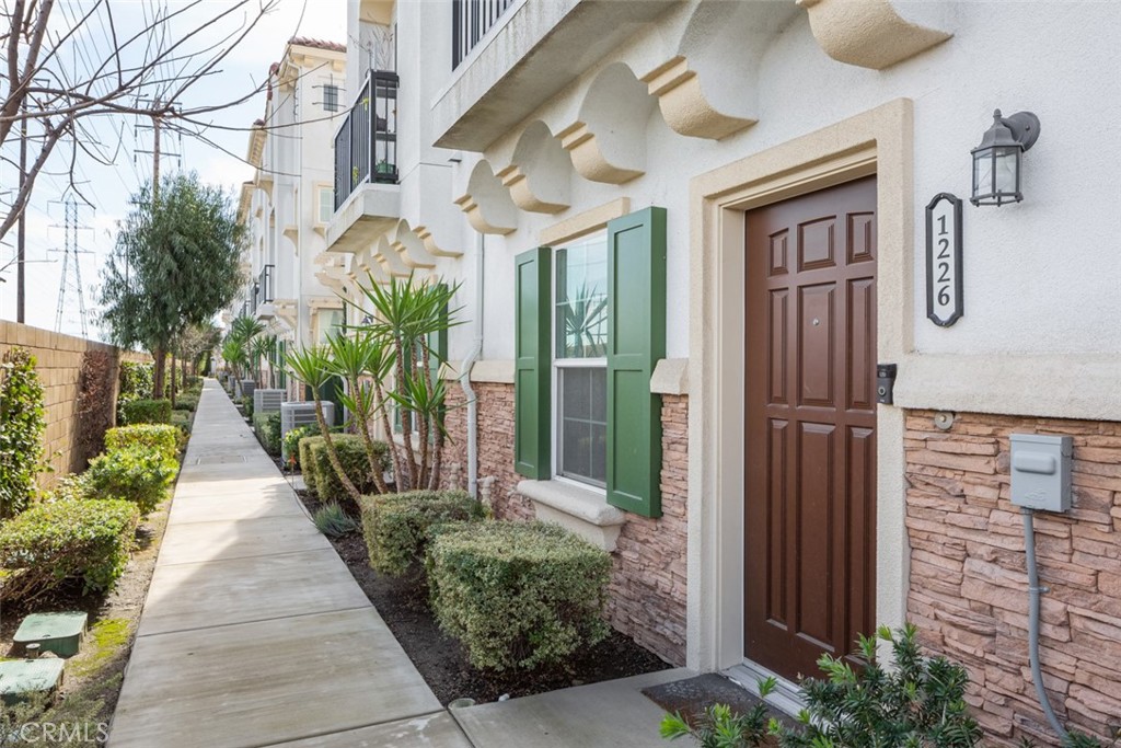 1226 South Macduff St  