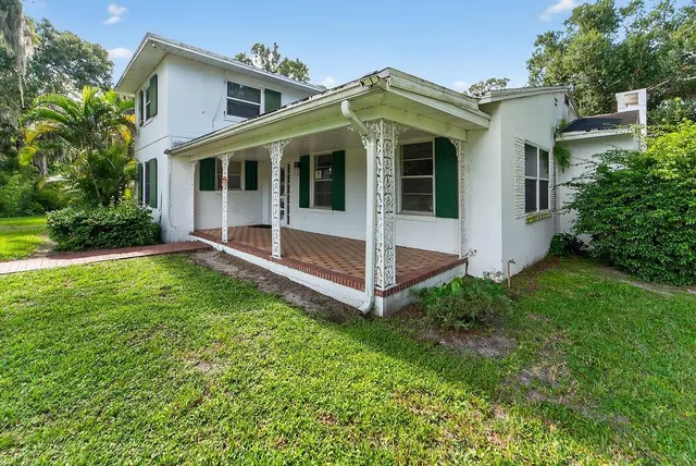 $1,899,900 | 5240 20th Street, Vero Beach, FL 32966