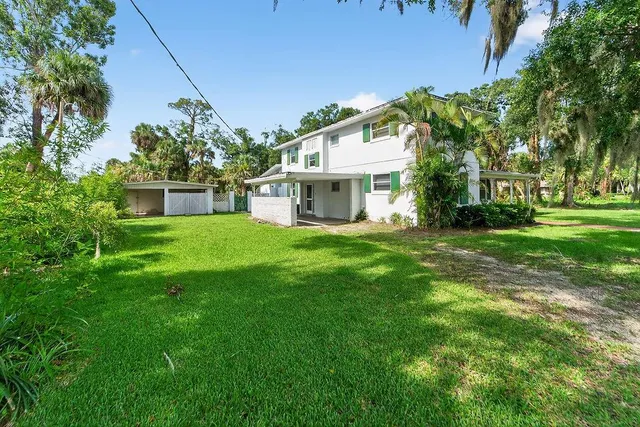 $1,899,900 | 5240 20th Street, Vero Beach, FL 32966