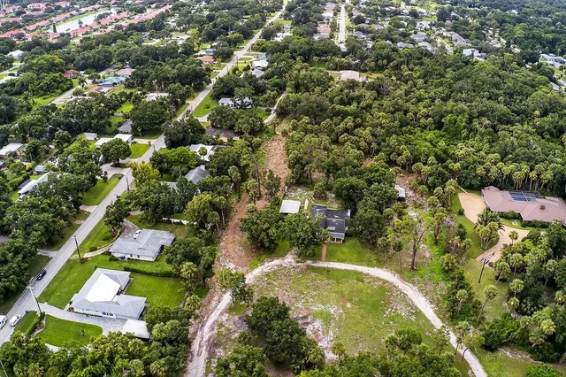 $1,899,900 | 5240 20th Street, Vero Beach, FL 32966