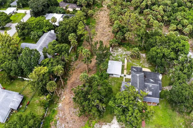 $1,899,900 | 5240 20th Street, Vero Beach, FL 32966