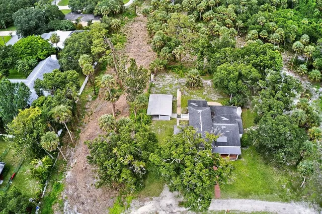 $1,899,900 | 5240 20th Street, Vero Beach, FL 32966