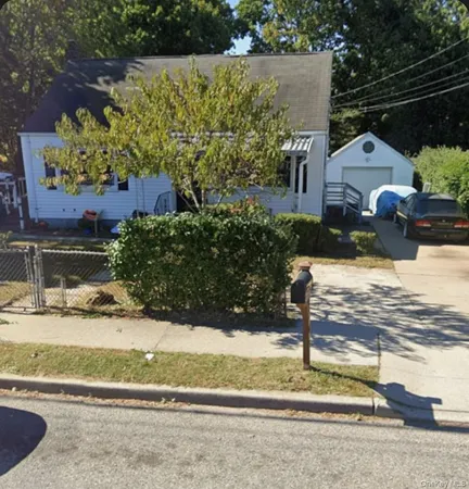 $499,999 | 49 Peters Boulevard, Central Islip, NY 11722