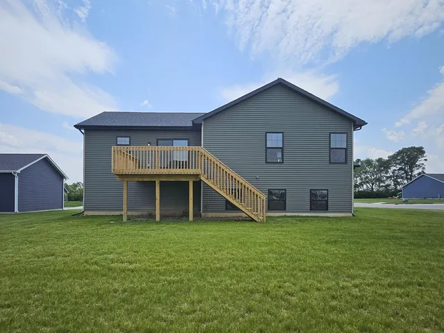$499,900 | 5104 Southview Drive, Lowell, IN 46356