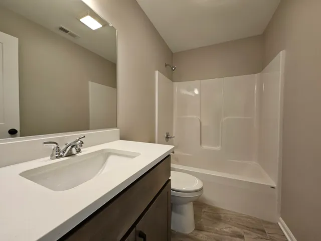 $499,900 | 5104 Southview Drive, Lowell, IN 46356