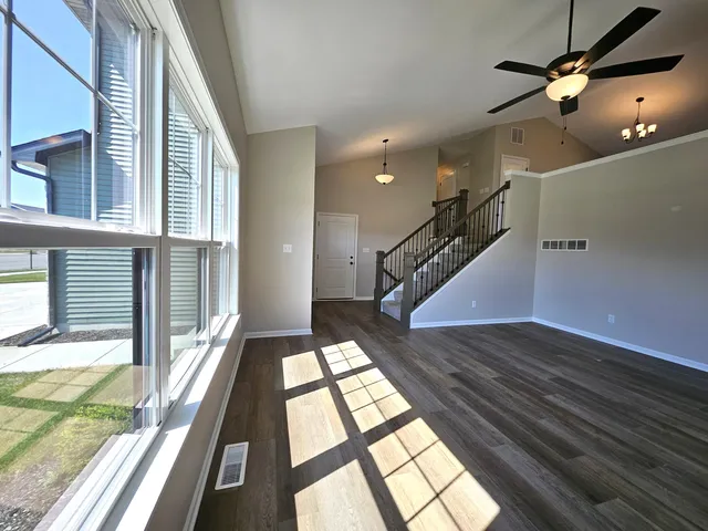 $499,900 | 5104 Southview Drive, Lowell, IN 46356