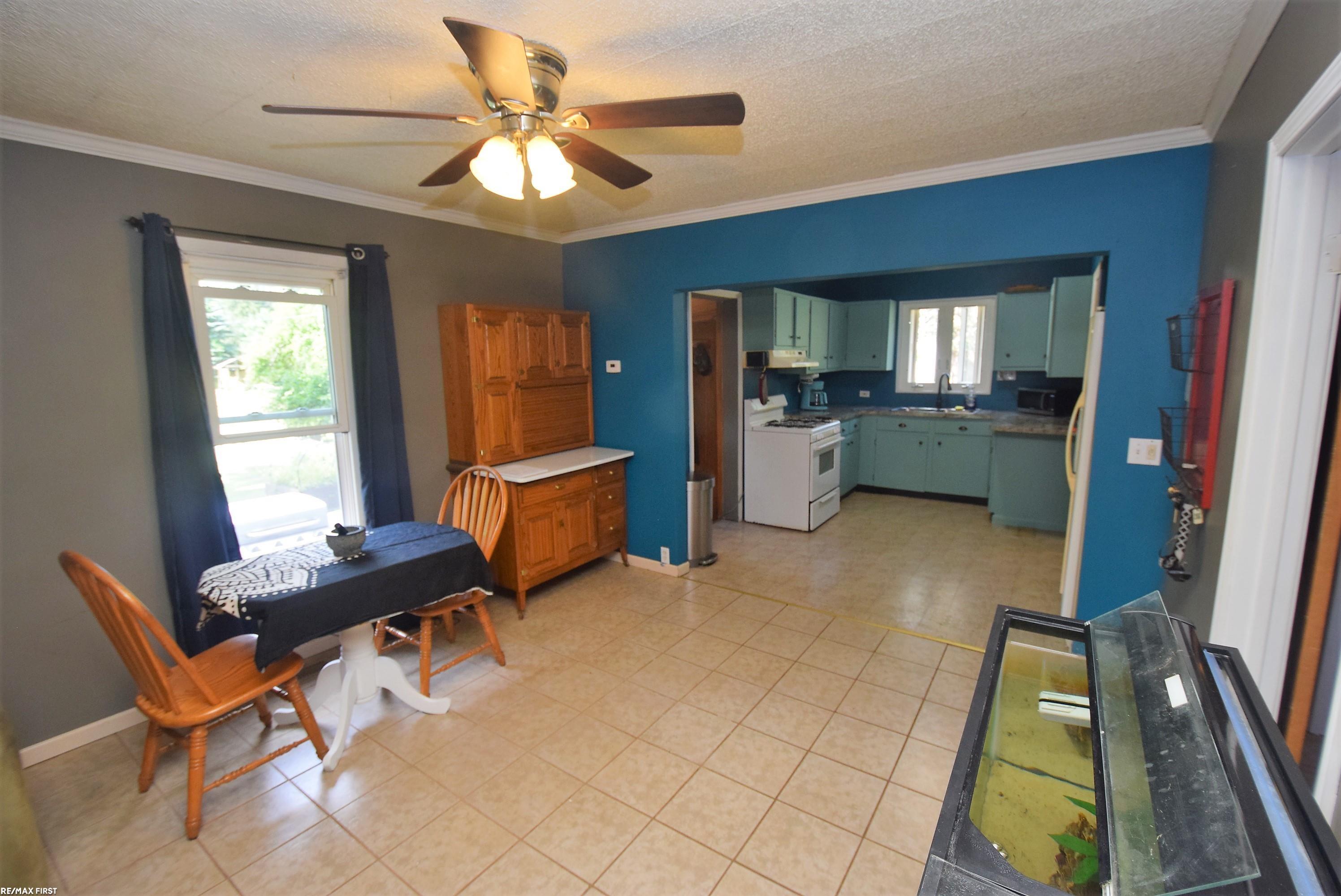 6342 Swartout Road Algonac, MI 48001 - Photo 14 of 25 50089485-13.JPG
