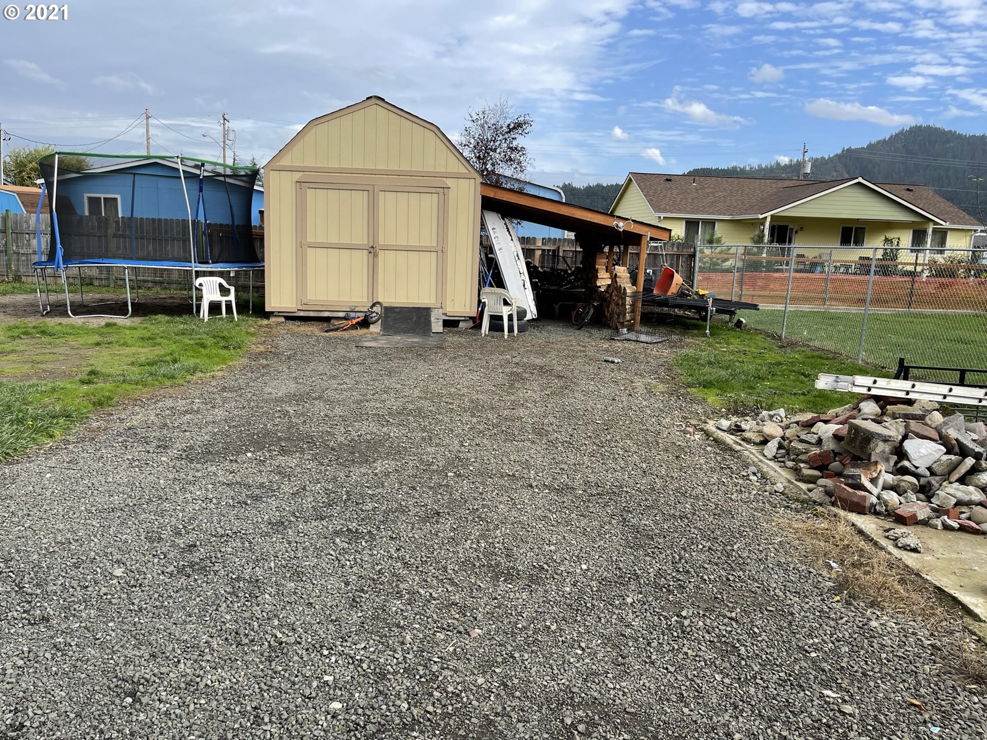 840 South Comstock Road Sutherlin, OR 97479 - Photo 11 of 14 Gallery Image 11