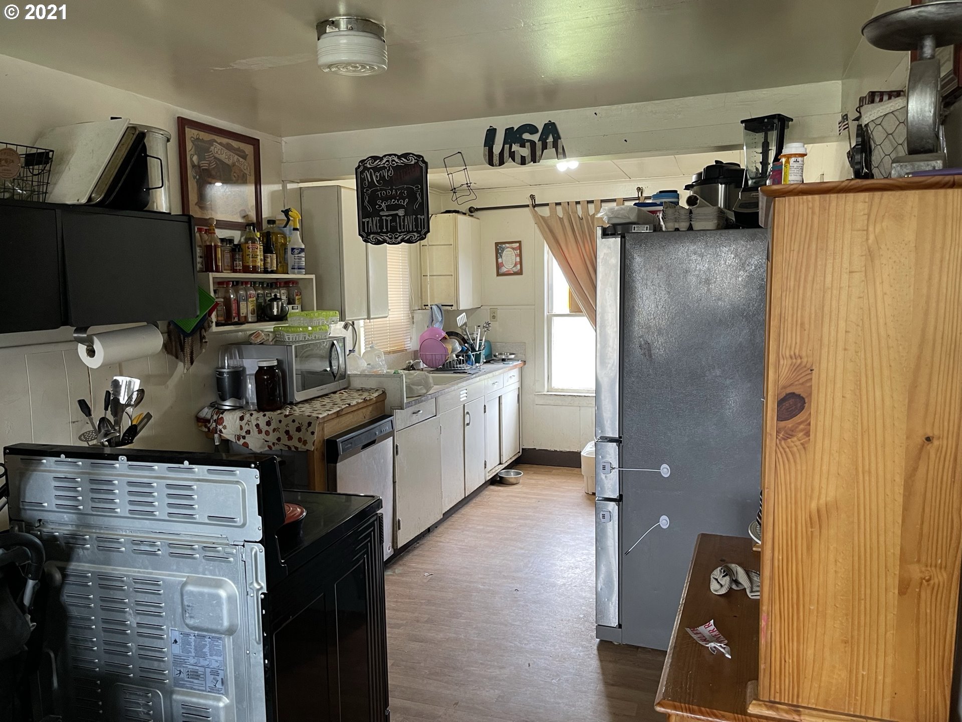 840 South Comstock Road Sutherlin, OR 97479 - Photo 3 of 14 Gallery Image 3