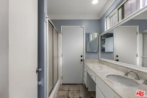 $875,000 | 13400 Roscoe Boulevard, Panorama City, CA 91402