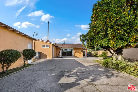 $875,000 | 13400 Roscoe Boulevard, Panorama City, CA 91402