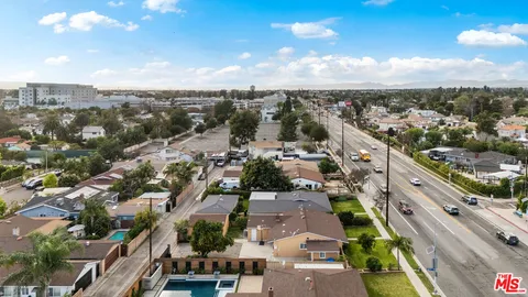 $875,000 | 13400 Roscoe Boulevard, Panorama City, CA 91402